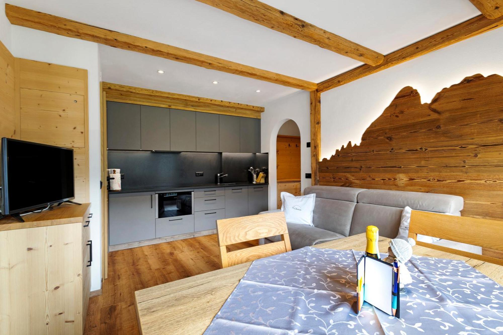 Ciasa Funtanies Puetia Apartment ซานมาร์ตีโน อิน บาร์เดีย ภายนอก รูปภาพ