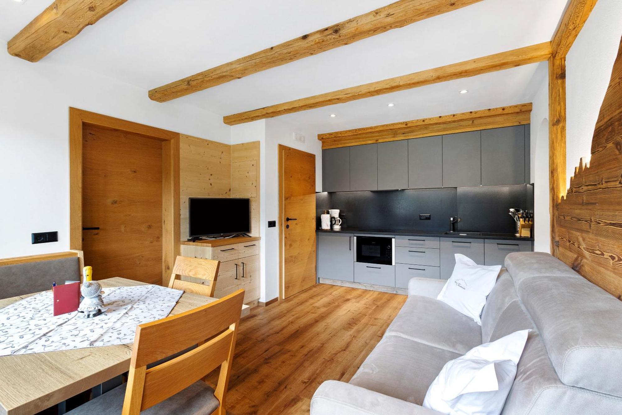 Ciasa Funtanies Puetia Apartment ซานมาร์ตีโน อิน บาร์เดีย ภายนอก รูปภาพ